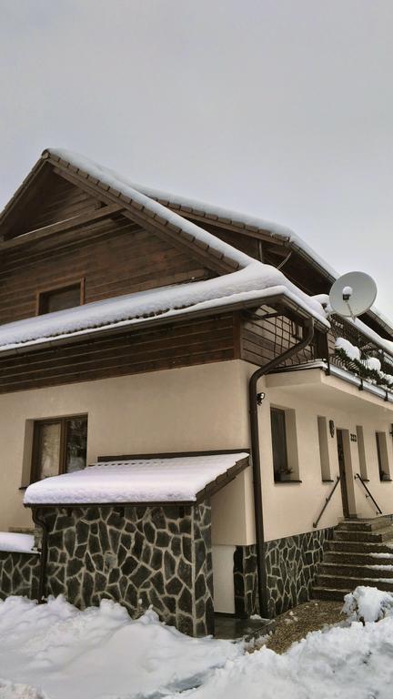 Apartmany Podkovicka Pavčina Lehota Exterior foto