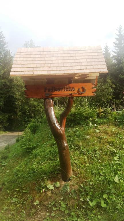 Apartmany Podkovicka Pavčina Lehota Exterior foto